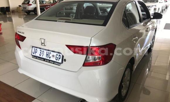 Buy Used Honda Airwave White Car in Beitbridge in Matabeleland South Buy Used Honda Airwave White Car in Beitbridge in Matabeleland South