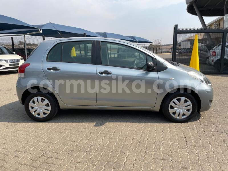 Big with watermark toyota yaris matabeleland south beitbridge 24060