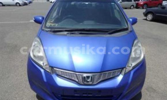 Buy Used Honda Fit Blue Car in Beitbridge in Matabeleland South Buy Used Honda Fit Blue Car in Beitbridge in Matabeleland South