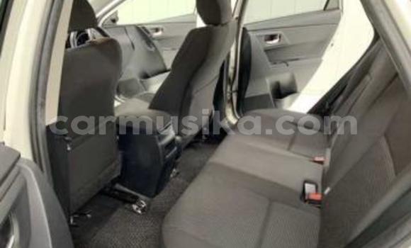 Acheter Occasion Voiture Toyota Auris Blanc à Beitbridge, Matabeleland South Acheter Occasion Voiture Toyota Auris Blanc à Beitbridge, Matabeleland South