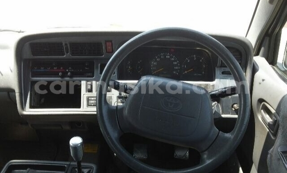 Buy Used Toyota Hiace Other Car in Beitbridge in Matabeleland South Buy Used Toyota Hiace Other Car in Beitbridge in Matabeleland South