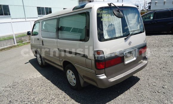 Acheter Occasion Voiture Toyota Hiace Autre à Beitbridge, Matabeleland South Acheter Occasion Voiture Toyota Hiace Autre à Beitbridge, Matabeleland South