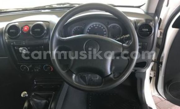 Acheter Occasion Voiture Isuzu KB Blanc à Beitbridge, Matabeleland South Acheter Occasion Voiture Isuzu KB Blanc à Beitbridge, Matabeleland South