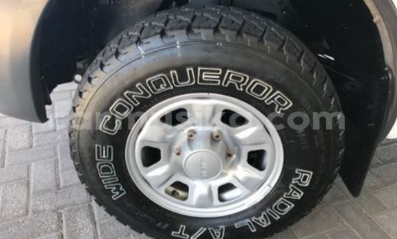 Acheter Occasion Voiture Isuzu KB Blanc à Beitbridge, Matabeleland South Acheter Occasion Voiture Isuzu KB Blanc à Beitbridge, Matabeleland South