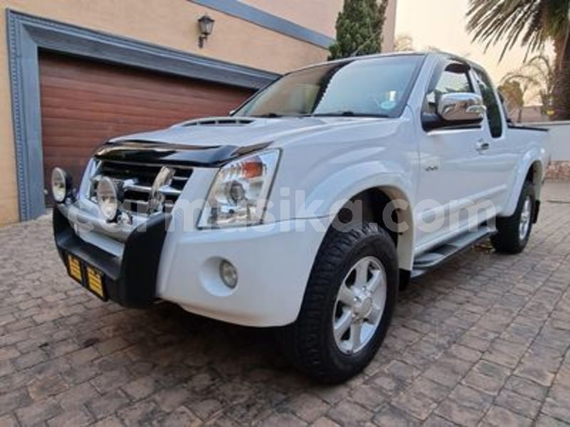 Big with watermark isuzu kb matabeleland south beitbridge 24077