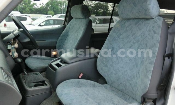 Buy Used Toyota Hiace Other Car in Beitbridge in Matabeleland South Buy Used Toyota Hiace Other Car in Beitbridge in Matabeleland South