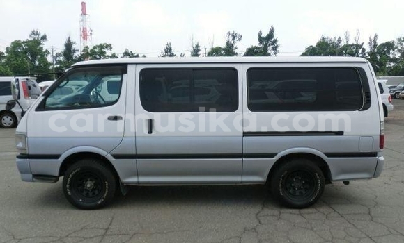 Buy Used Toyota Hiace Other Car in Beitbridge in Matabeleland South Buy Used Toyota Hiace Other Car in Beitbridge in Matabeleland South