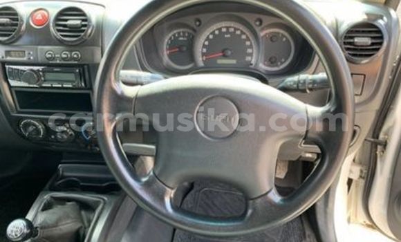 Buy Used Isuzu KB White Car in Beitbridge in Matabeleland South Buy Used Isuzu KB White Car in Beitbridge in Matabeleland South