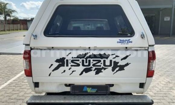 Buy Used Isuzu KB White Car in Beitbridge in Matabeleland South Buy Used Isuzu KB White Car in Beitbridge in Matabeleland South