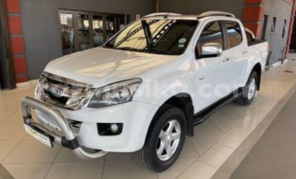Buy Used Isuzu KB White Car in Beitbridge in Matabeleland South