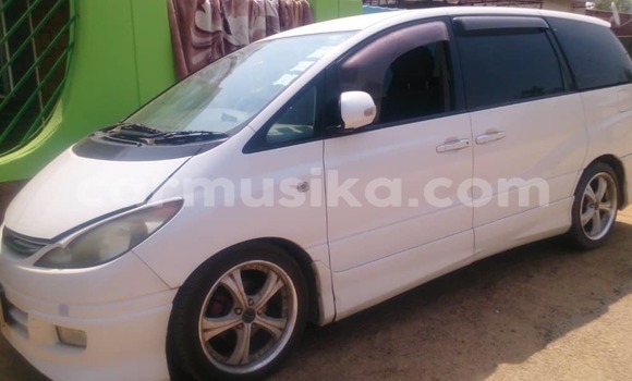 Buy Used Toyota Estima White Car in Chitungwiza in Harare
