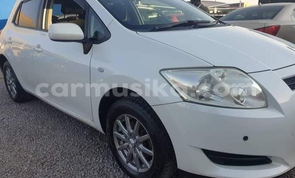 Buy Used Toyota Auris White Car in Beitbridge in Matabeleland South Buy Used Toyota Auris White Car in Beitbridge in Matabeleland South