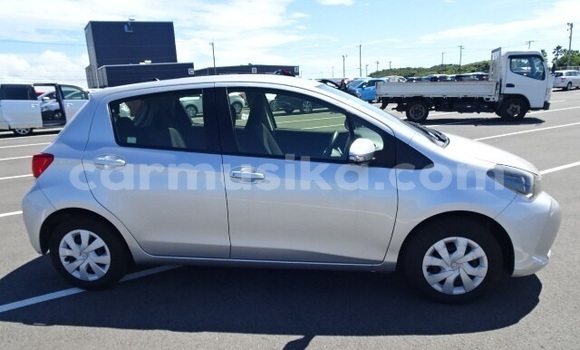 Tenga Tsaru Toyota Vitz Sirivha Mota in Beitbridge in Matabeleland South Tenga Tsaru Toyota Vitz Sirivha Mota in Beitbridge in Matabeleland South