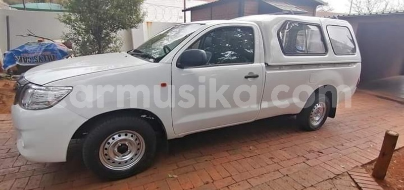 Big with watermark toyota hilux matabeleland south beitbridge 24098