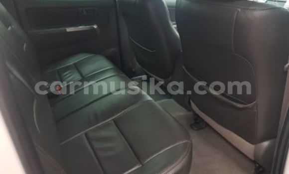 Acheter Occasion Voiture Toyota Hilux Blanc à Beitbridge, Matabeleland South Acheter Occasion Voiture Toyota Hilux Blanc à Beitbridge, Matabeleland South