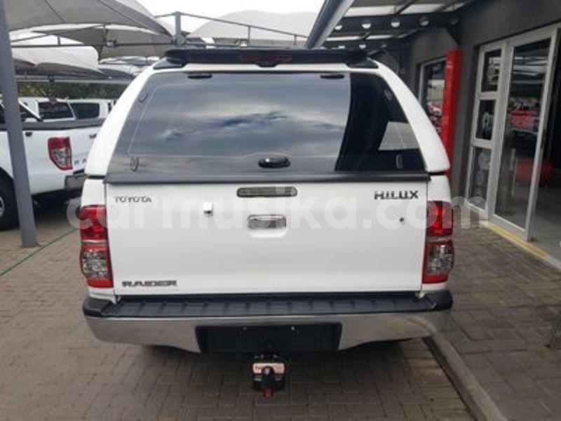 Big with watermark toyota hilux matabeleland south beitbridge 24102