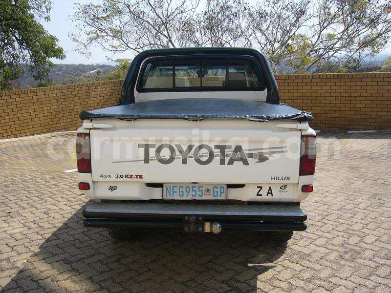 Big with watermark toyota hilux matabeleland south beitbridge 24104