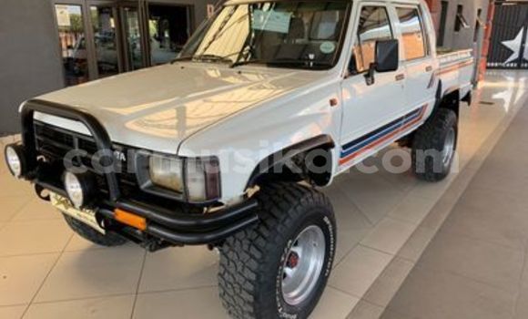 Buy Used Toyota Hilux Other Car in Beitbridge in Matabeleland South
