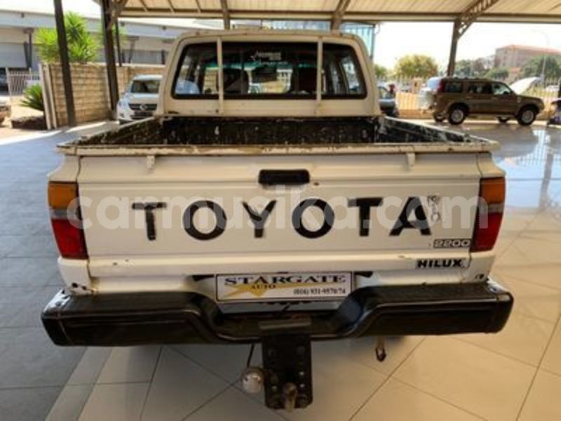 Big with watermark toyota hilux matabeleland south beitbridge 24105