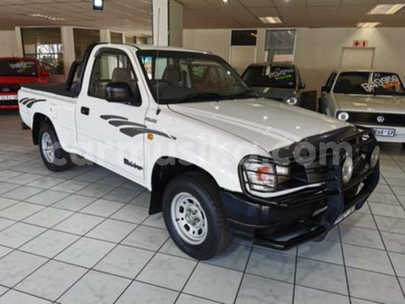 Big with watermark toyota hilux matabeleland south beitbridge 24106