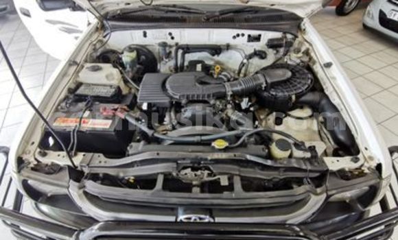 Buy Used Toyota Hilux White Car in Beitbridge in Matabeleland South Buy Used Toyota Hilux White Car in Beitbridge in Matabeleland South