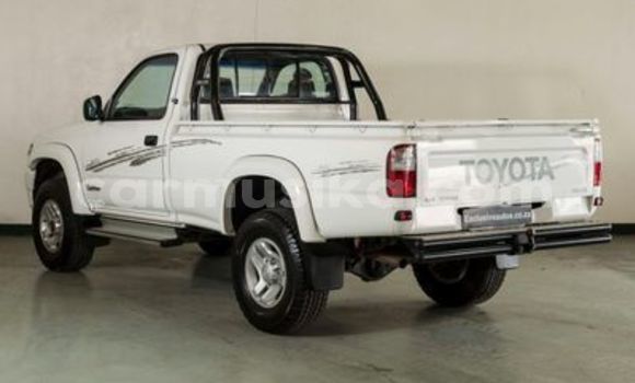 Acheter Occasion Voiture Toyota Hilux Blanc à Beitbridge, Matabeleland South Acheter Occasion Voiture Toyota Hilux Blanc à Beitbridge, Matabeleland South