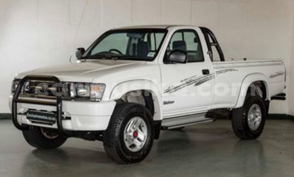 Acheter Occasion Voiture Toyota Hilux Blanc à Beitbridge, Matabeleland South Acheter Occasion Voiture Toyota Hilux Blanc à Beitbridge, Matabeleland South