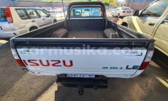 Buy Used Isuzu KB Other Car in Beitbridge in Matabeleland South Buy Used Isuzu KB Other Car in Beitbridge in Matabeleland South