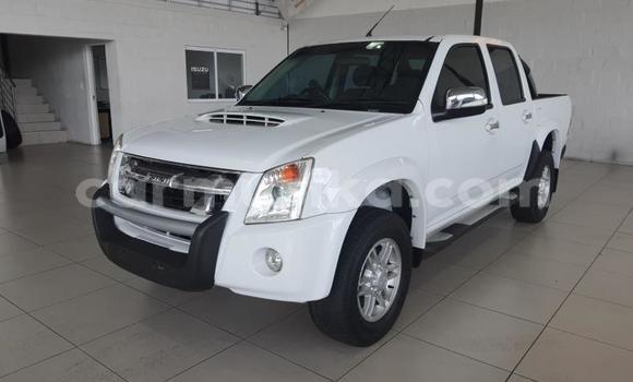 Buy Used Isuzu KB White Car in Beitbridge in Matabeleland South Buy Used Isuzu KB White Car in Beitbridge in Matabeleland South