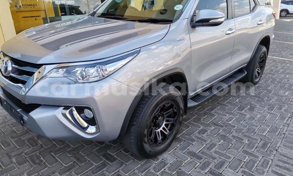 Tenga Tsaru Toyota Fortuner Sirivha Mota in Beitbridge in Matabeleland South Tenga Tsaru Toyota Fortuner Sirivha Mota in Beitbridge in Matabeleland South