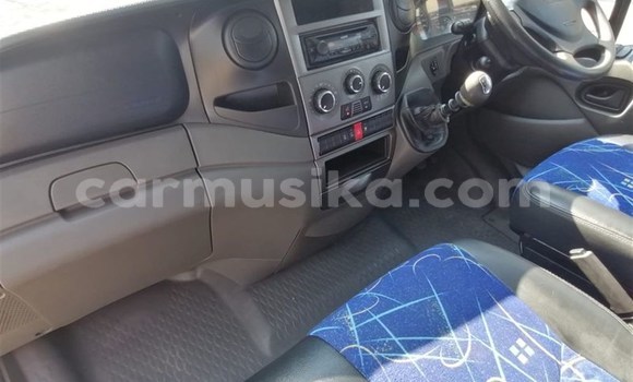 Tenga Tsaru IVECO Massif Chena Mota in Beitbridge in Matabeleland South Tenga Tsaru IVECO Massif Chena Mota in Beitbridge in Matabeleland South