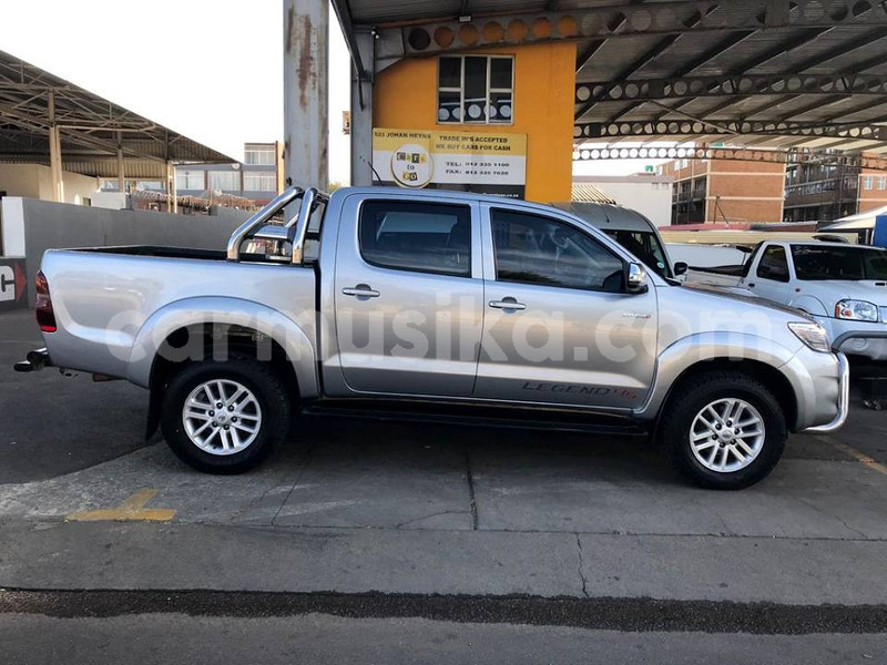 Big with watermark toyota hilux matabeleland south beitbridge 24125