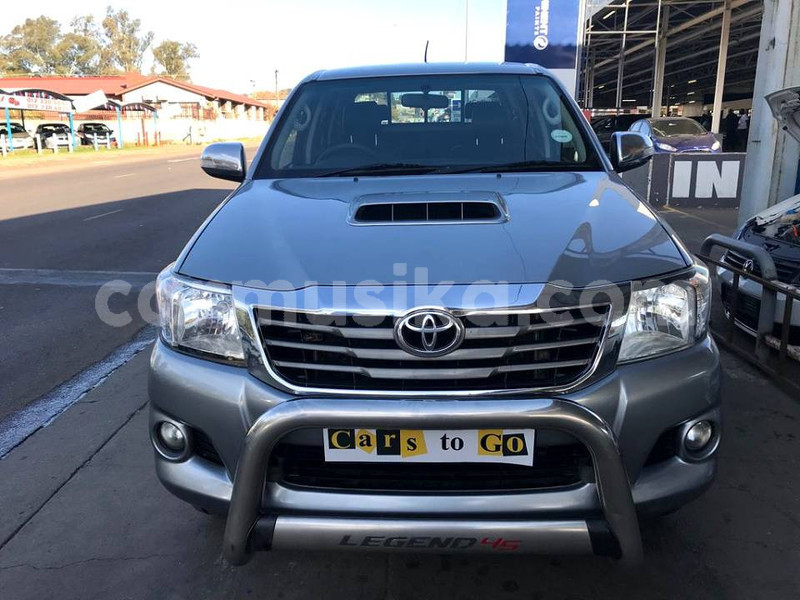 Big with watermark toyota hilux matabeleland south beitbridge 24125