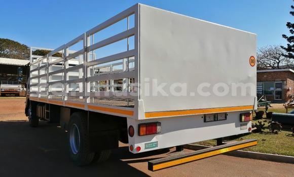 Buy Used Isuzu FTR 850 White Truck in Chitungwiza in Harare Buy Used Isuzu FTR 850 White Truck in Chitungwiza in Harare