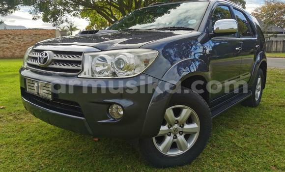 Buy Used Toyota Fortuner Black Car in Beitbridge in Matabeleland South Buy Used Toyota Fortuner Black Car in Beitbridge in Matabeleland South