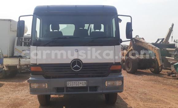 Acheter Occasion Utilitaire Mercedes‒Benz Atego Blanc à Bulawayo, Bulawayo Acheter Occasion Utilitaire Mercedes‒Benz Atego Blanc à Bulawayo, Bulawayo