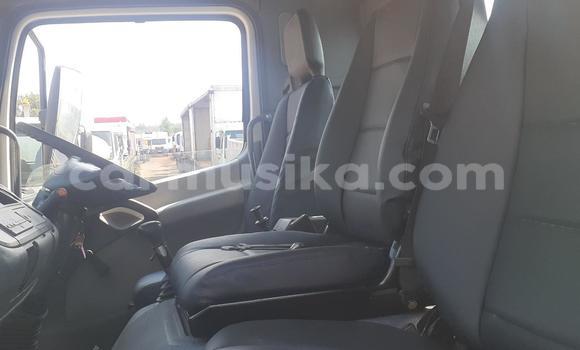 Acheter Occasion Utilitaire Mercedes‒Benz Atego Blanc à Bulawayo, Bulawayo Acheter Occasion Utilitaire Mercedes‒Benz Atego Blanc à Bulawayo, Bulawayo