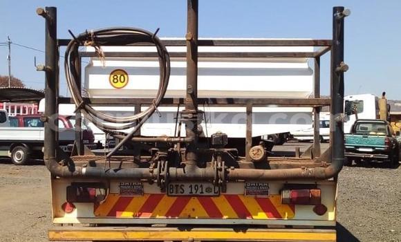 Buy Used Isuzu FTR 850 White Truck in Beitbridge in Matabeleland South Buy Used Isuzu FTR 850 White Truck in Beitbridge in Matabeleland South