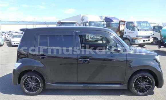 Nunua Ilio tumika Toyota bB Nyeusi Gari ndani ya Beitbridge nchini Matabeleland Kusini Nunua Ilio tumika Toyota bB Nyeusi Gari ndani ya Beitbridge nchini Matabeleland Kusini