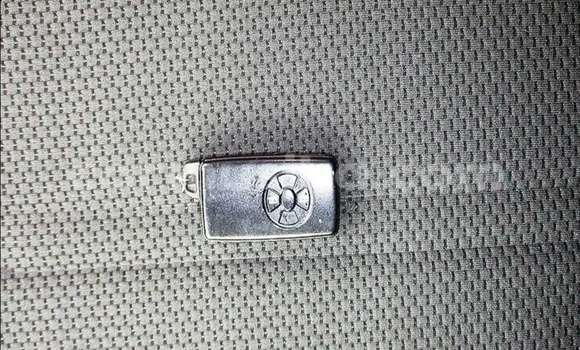 Acheter Occasion Voiture Toyota Vitz Beige à Beitbridge, Matabeleland South Acheter Occasion Voiture Toyota Vitz Beige à Beitbridge, Matabeleland South