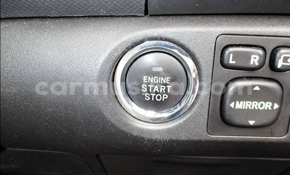 Acheter Occasion Voiture Toyota Vitz Beige à Beitbridge, Matabeleland South Acheter Occasion Voiture Toyota Vitz Beige à Beitbridge, Matabeleland South