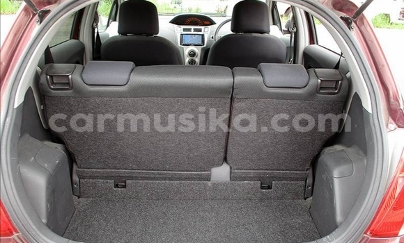 Acheter Occasion Voiture Toyota Vitz Beige à Beitbridge, Matabeleland South Acheter Occasion Voiture Toyota Vitz Beige à Beitbridge, Matabeleland South