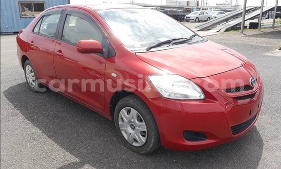 Tenga Tsaru Toyota Belta Tsvuku Mota in Beitbridge in Matabeleland South