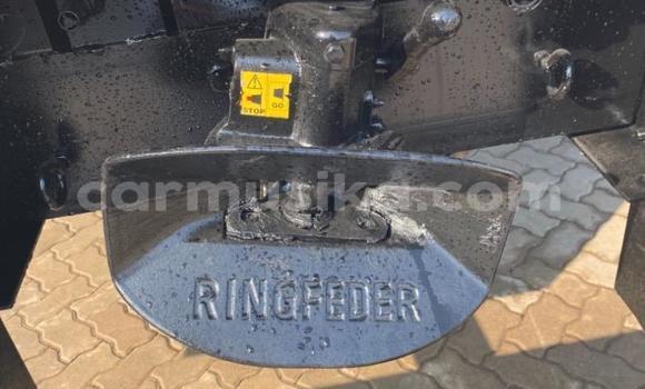 Acheter Occasion Utilitaire Isuzu FTR 850 Blanc à Beitbridge, Matabeleland South Acheter Occasion Utilitaire Isuzu FTR 850 Blanc à Beitbridge, Matabeleland South