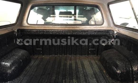 Tenga Tsaru Toyota Hilux Bhuruu Mota in Bulawayo in Bulawayo Tenga Tsaru Toyota Hilux Bhuruu Mota in Bulawayo in Bulawayo