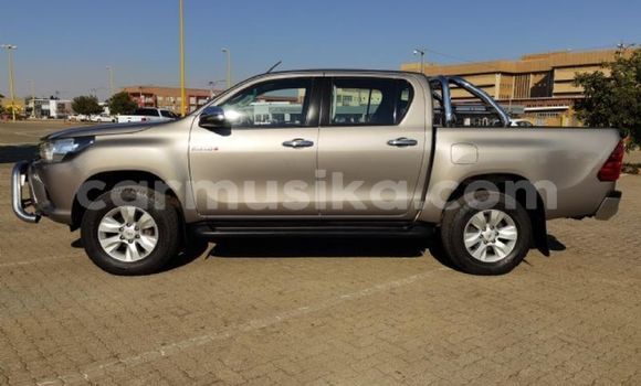 Acheter Occasion Voiture Toyota Hilux Autre à Beitbridge, Matabeleland South Acheter Occasion Voiture Toyota Hilux Autre à Beitbridge, Matabeleland South
