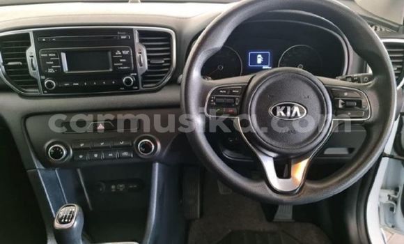 Acheter Occasion Voiture Kia Sportage Blanc à Beitbridge, Matabeleland South Acheter Occasion Voiture Kia Sportage Blanc à Beitbridge, Matabeleland South