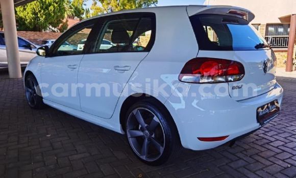 Tenga Tsaru Volkswagen Golf Chena Mota in Beitbridge in Matabeleland South Tenga Tsaru Volkswagen Golf Chena Mota in Beitbridge in Matabeleland South