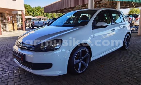 Tenga Tsaru Volkswagen Golf Chena Mota in Beitbridge in Matabeleland South Tenga Tsaru Volkswagen Golf Chena Mota in Beitbridge in Matabeleland South