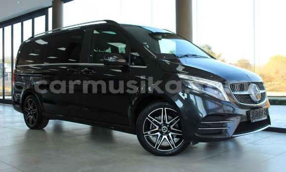 Buy Used Mercedes‒Benz V-klasse Other Car in Beitbridge in Matabeleland South